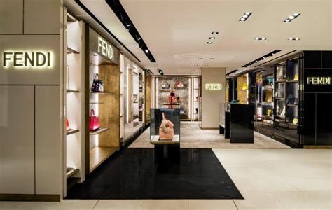 fendi rinascente milano advertiseemnt|Fendi Milan Boutique at La Rinascente: a newly renovated corner .